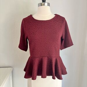 Burgundy Textured Lace Flare Peplum Hem Short Sleeve Top
